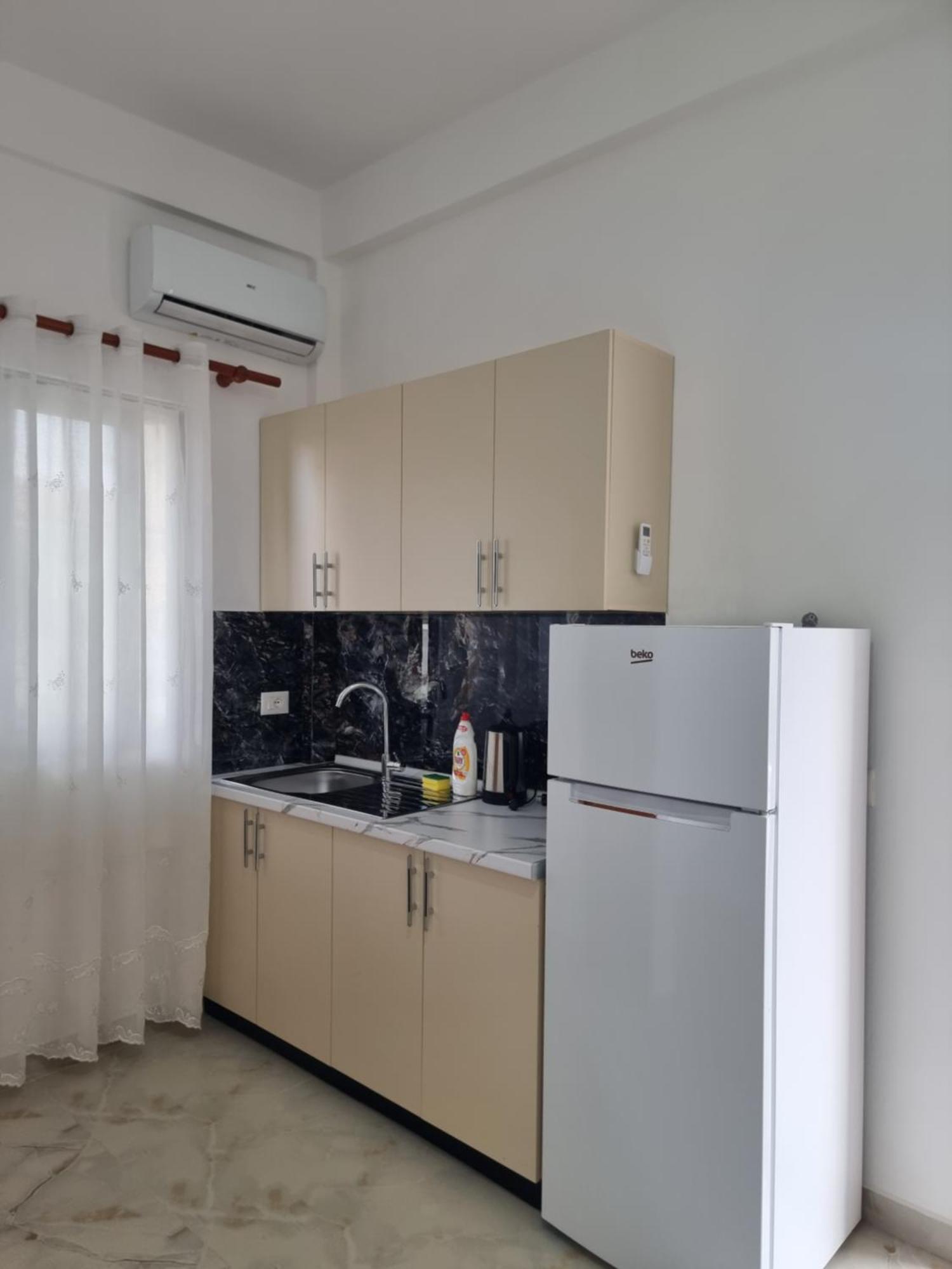Rooms For Rent Durres Bagian luar foto
