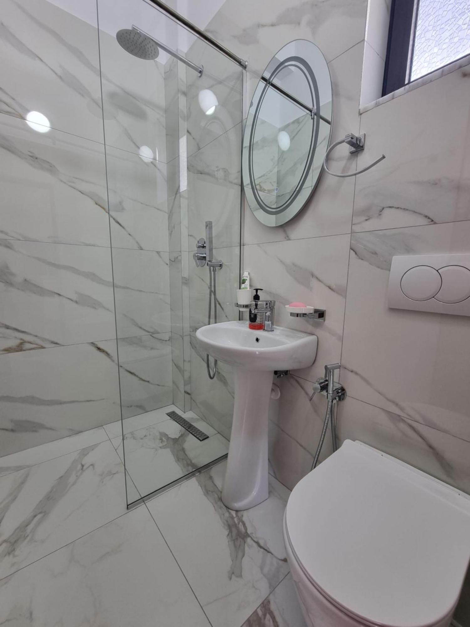Rooms For Rent Durres Bagian luar foto