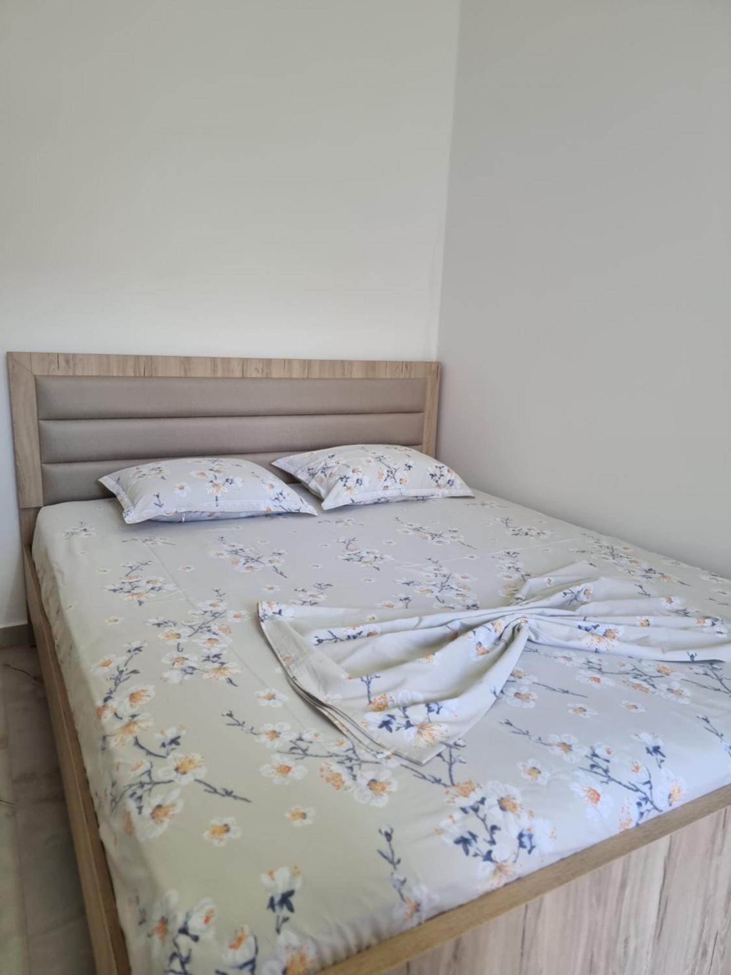 Rooms For Rent Durres Bagian luar foto